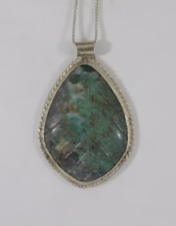 Sterling Silver & Turquoise Leaf Pendant w. Sterling Chain