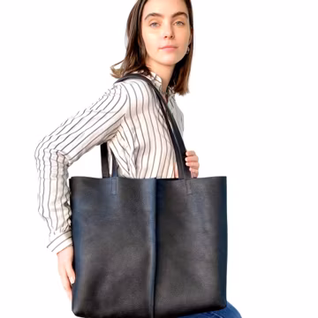 Black Leather Tote Bag: Full Grain, Zippered Work & Travel Handbag