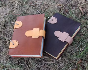 Personalized A6 Notebook journal, Handmade Travel Notebook for Men Women, Reffilable Vegetable Tanned Coloured Page Journal, Christmas Gift