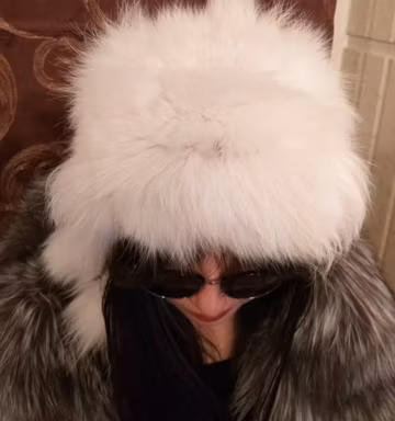 New!Natural,Real Pearl color Fox Fur HAT!