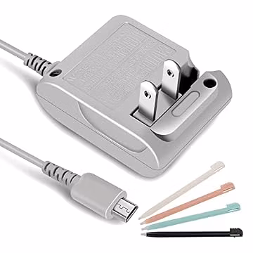 DS Lite Charger Kit with 4 Stylus Pen